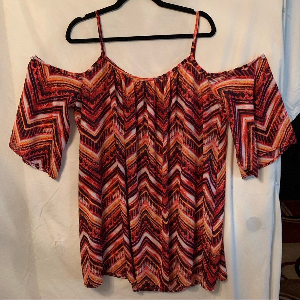 Style Up PLUS SIZE Cold Shoulder Blouse